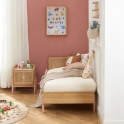 Lit Enfant PABLO Rose Et Cannage Rotin 70x140 Sommier Inclus 11 Lit Enfant PABLO Rose Et Cannage Rotin 70x140 Sommier Inclus -Mobilia Soldes lit enfant pablo rose et cannage rotin 70x140 sommier inclus 1
