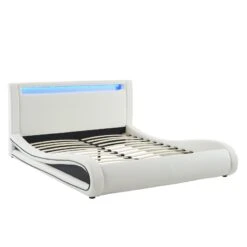 Lit SOLAR LED Blanc Et Noir 160x200cm -Mobilia Soldes solar lit 160 led blanc noir leds multicolores noir blanc 160x200cm 3