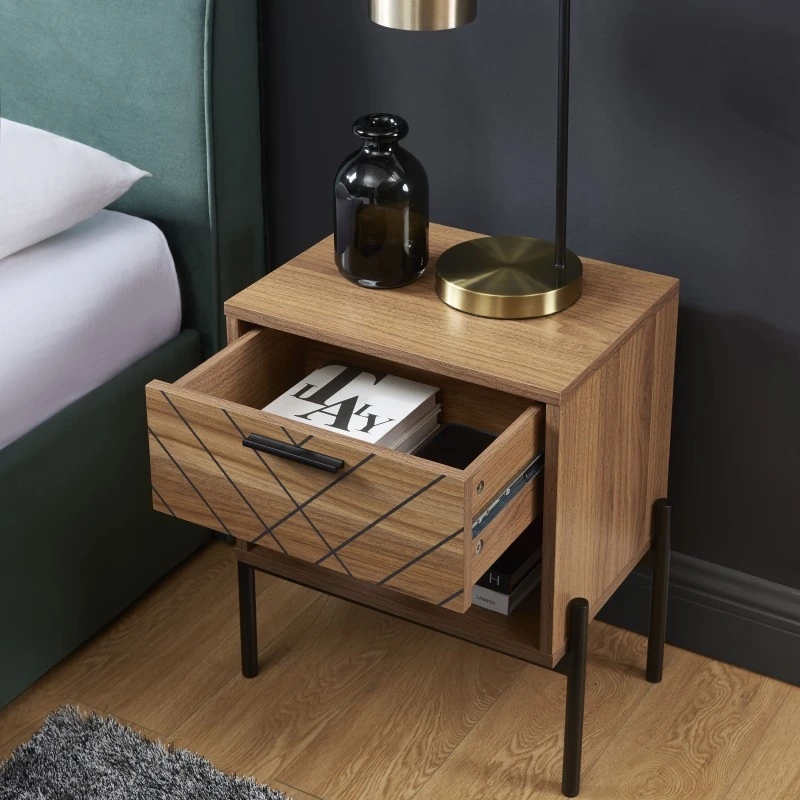 Table De Chevet GEOMA Effet Chêne Foncé Et Motifs 1 Tiroir 6 Table De Chevet GEOMA Effet Chêne Foncé Et Motifs 1 Tiroir – Image 4